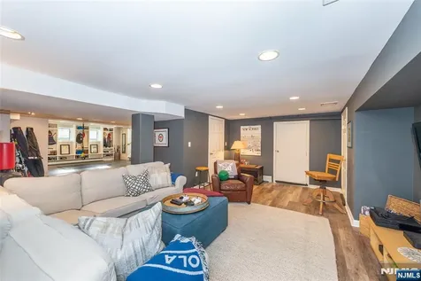 120 W Ridgewood Avenue Ridgewood NJ 07450