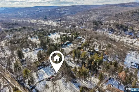 1044 Ramapo Valley Road Mahwah NJ 07430