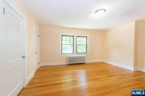 208 Saint Nicholas Avenue Englewood NJ 07631
