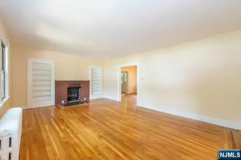 208 Saint Nicholas Avenue Englewood NJ 07631
