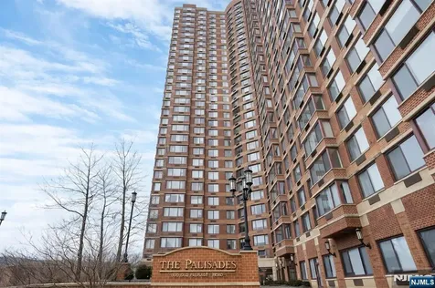 100 Old Palisade Road Fort Lee NJ 07024