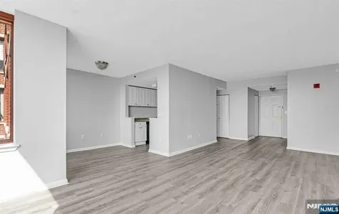 100 Old Palisade Road Fort Lee NJ 07024