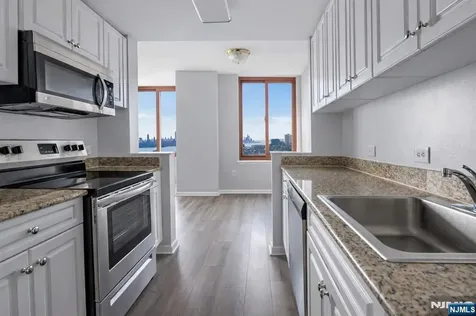 100 Old Palisade Road Fort Lee NJ 07024