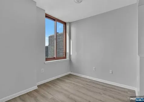 100 Old Palisade Road Fort Lee NJ 07024