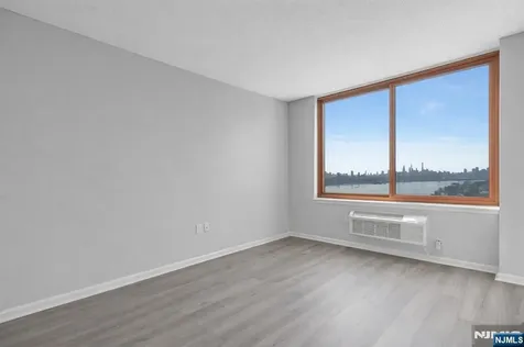 100 Old Palisade Road Fort Lee NJ 07024