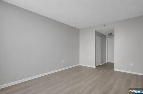 100 Old Palisade Road Fort Lee NJ 07024