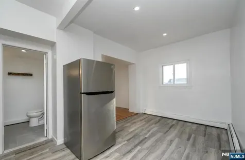 49 River Street Lodi NJ 07644