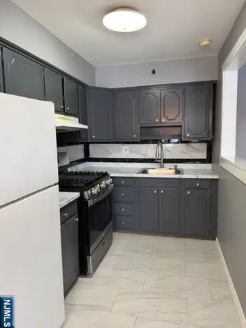 432-434 Trenton Avenue Paterson NJ 07503