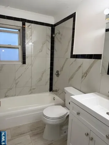 432-434 Trenton Avenue Paterson NJ 07503