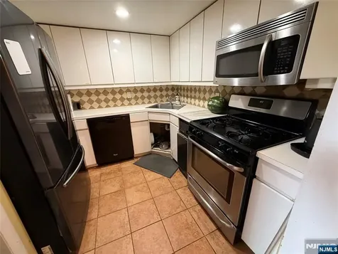 1018 Palisade Fort Lee NJ 07024