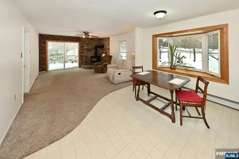 468 Old Tappan Road Old Tappan NJ 07675
