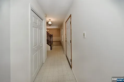 468 Old Tappan Road Old Tappan NJ 07675
