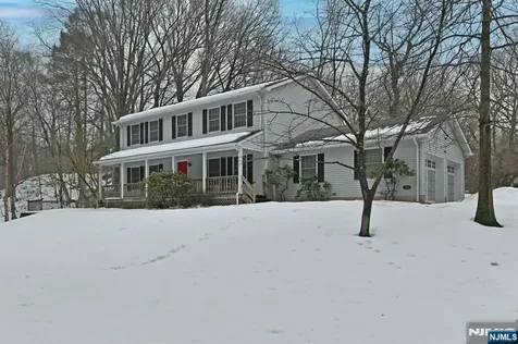 468 Old Tappan Road Old Tappan NJ 07675