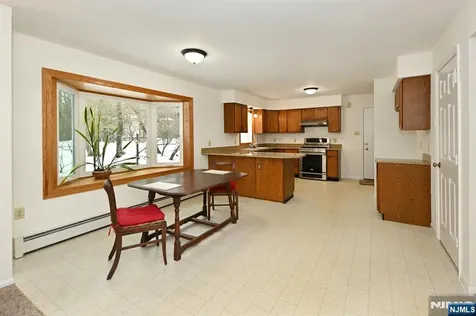 468 Old Tappan Road Old Tappan NJ 07675