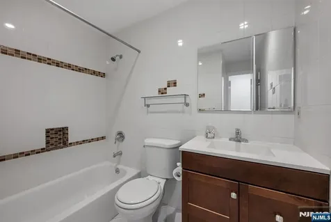 707 Thoreau Court Mahwah NJ 07430