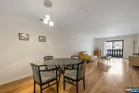707 Thoreau Court Mahwah NJ 07430