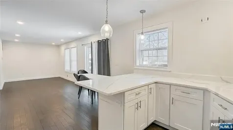 7 Maple Street Bloomfield NJ 07003