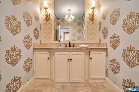 837 Apple Ridge Road Franklin Lakes NJ 07417