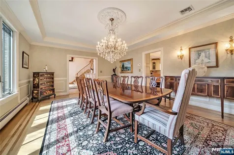 837 Apple Ridge Road Franklin Lakes NJ 07417