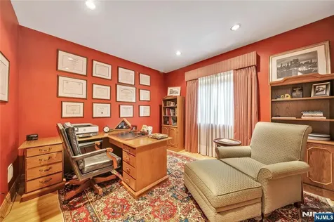 837 Apple Ridge Road Franklin Lakes NJ 07417
