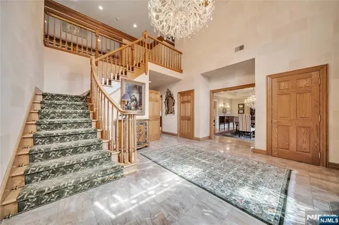 837 Apple Ridge Road Franklin Lakes NJ 07417