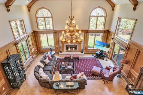 837 Apple Ridge Road Franklin Lakes NJ 07417