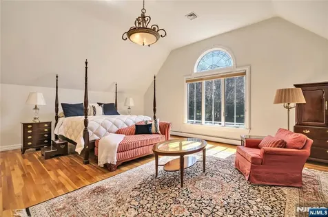 837 Apple Ridge Road Franklin Lakes NJ 07417