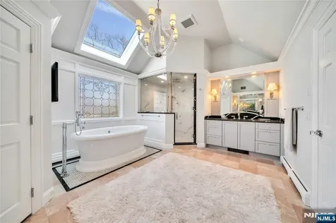 837 Apple Ridge Road Franklin Lakes NJ 07417