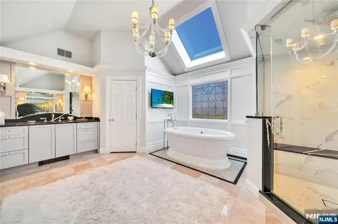 837 Apple Ridge Road Franklin Lakes NJ 07417