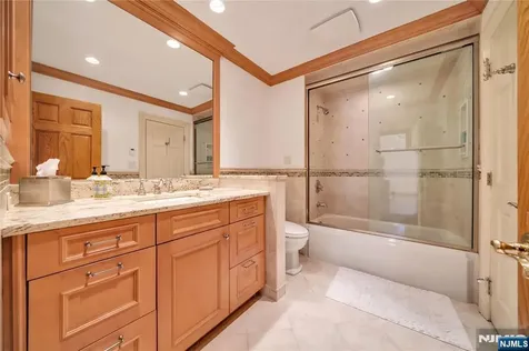 837 Apple Ridge Road Franklin Lakes NJ 07417