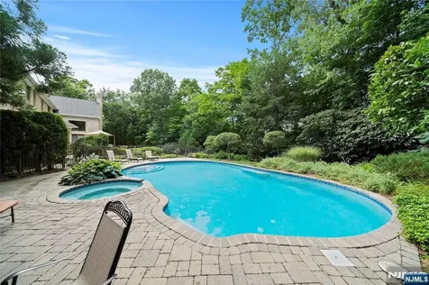 837 Apple Ridge Road Franklin Lakes NJ 07417
