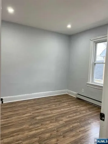 215 Elm Avenue Teaneck NJ 07666