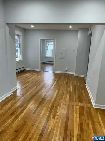 215 Elm Avenue Teaneck NJ 07666
