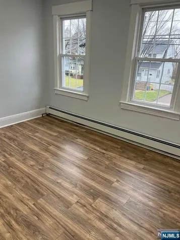 215 Elm Avenue Teaneck NJ 07666