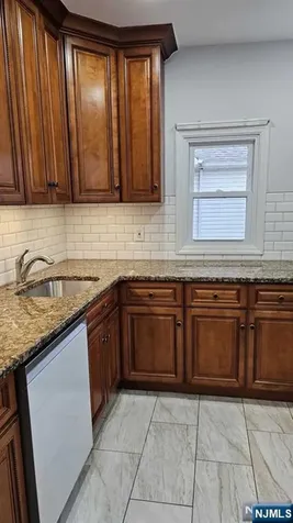 215 Elm Avenue Teaneck NJ 07666