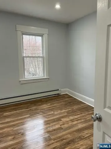 215 Elm Avenue Teaneck NJ 07666