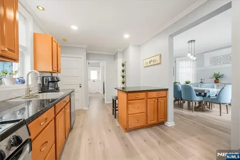 128 Rollinson Street West Orange NJ 07052