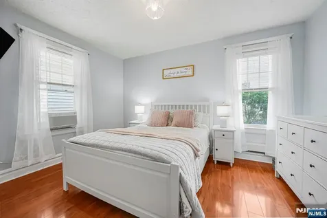 128 Rollinson Street West Orange NJ 07052