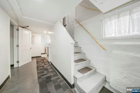 128 Rollinson Street West Orange NJ 07052