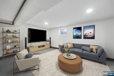 128 Rollinson Street West Orange NJ 07052