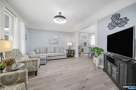 128 Rollinson Street West Orange NJ 07052