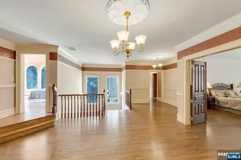213 Stokes Farm Road Franklin Lakes NJ 07417