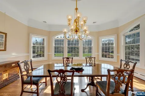 213 Stokes Farm Road Franklin Lakes NJ 07417