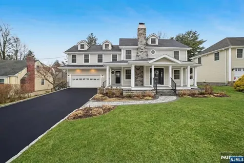 6 Colony North Caldwell NJ 07006