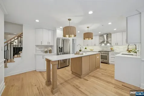 6 Colony North Caldwell NJ 07006