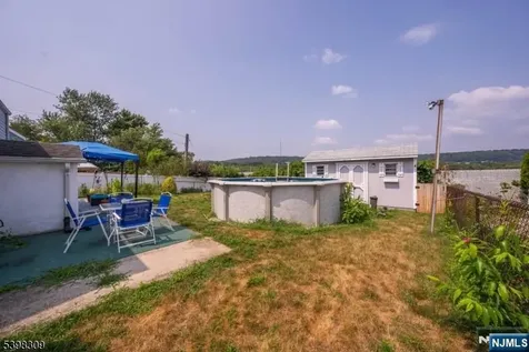 26 Edward Court Clifton NJ 07011