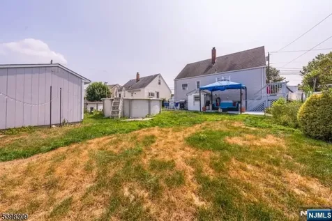 26 Edward Court Clifton NJ 07011