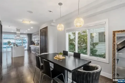 760 Undercliff Edgewater NJ 07020