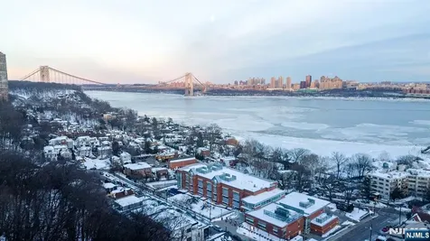 760 Undercliff Edgewater NJ 07020