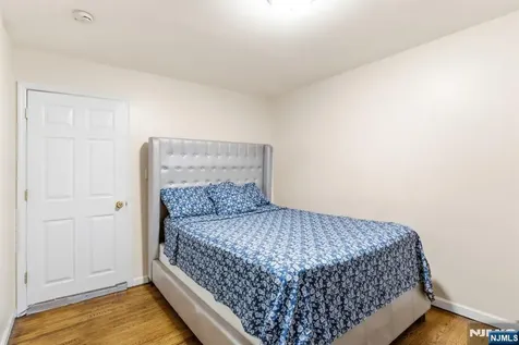 96 N 5th Street Newark NJ 07107